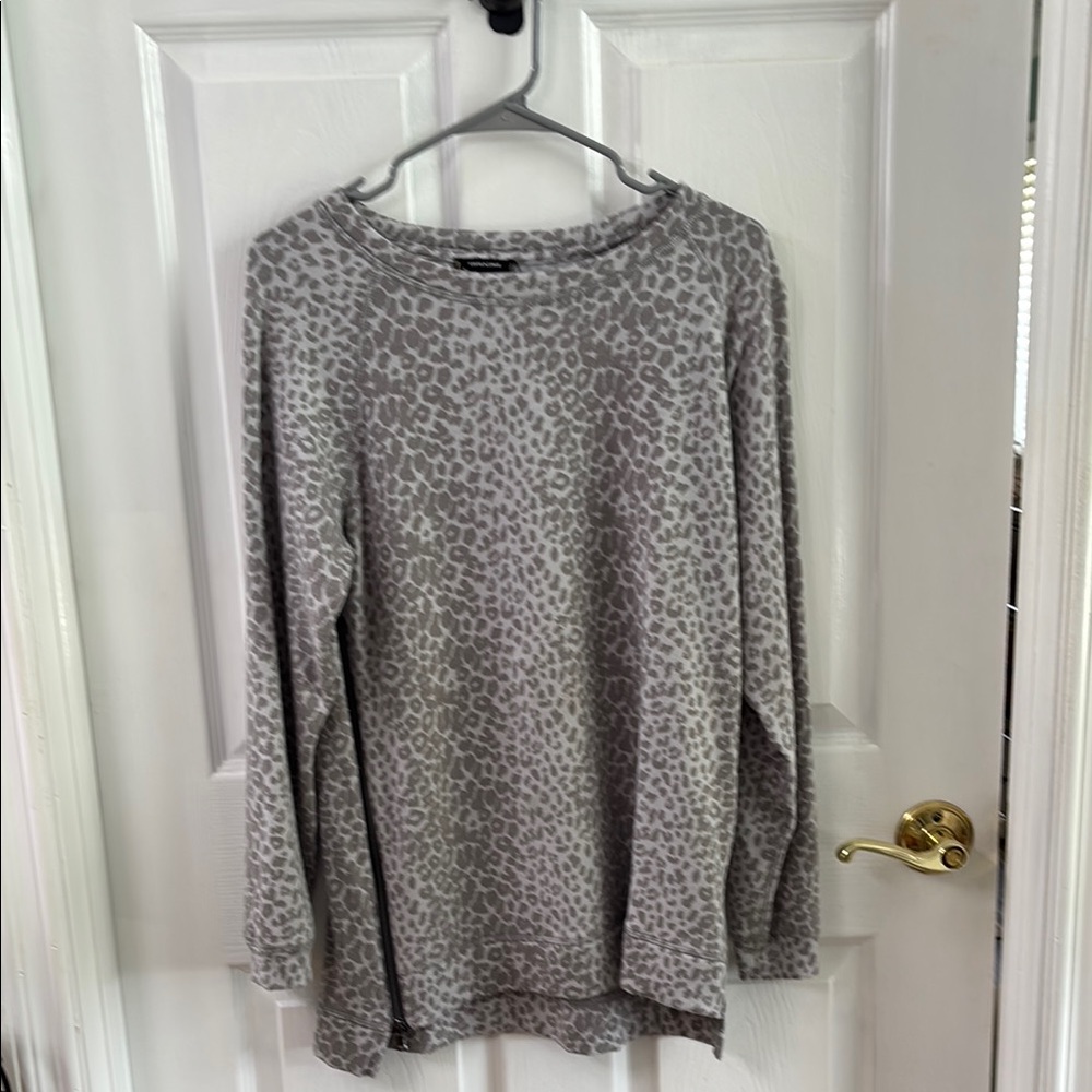 Stella & Dot Gray Long Sleeve Relaxed Sweatshirt
